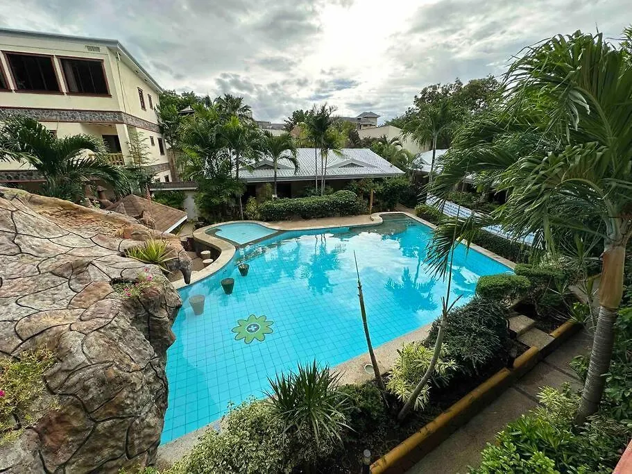 Alona Park Residence - 3 Bedroom Apartment- Alex And Jesa Unit Panglao Apartment
