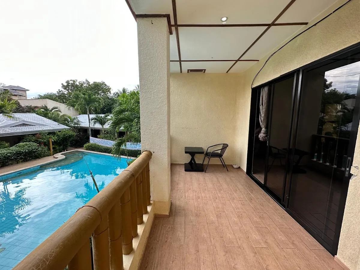 Alona Park Residence - 3 Bedroom Apartment- Alex And Jesa Unit Panglao Apartment